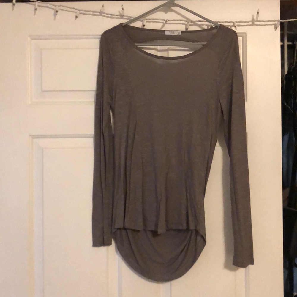 Backless taupe long sleeve shirt